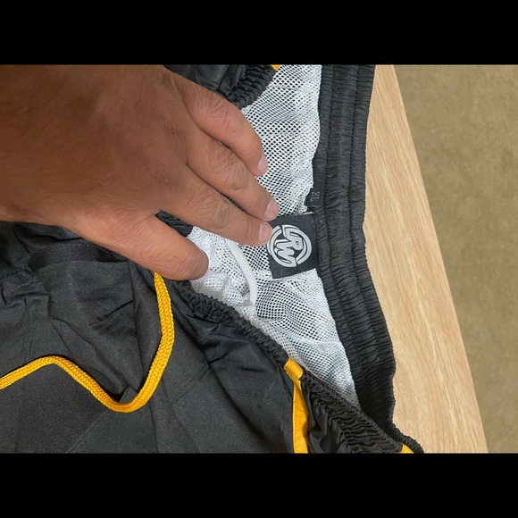 Shorts made with 100% cotton Brand new - Picture 4 of 9